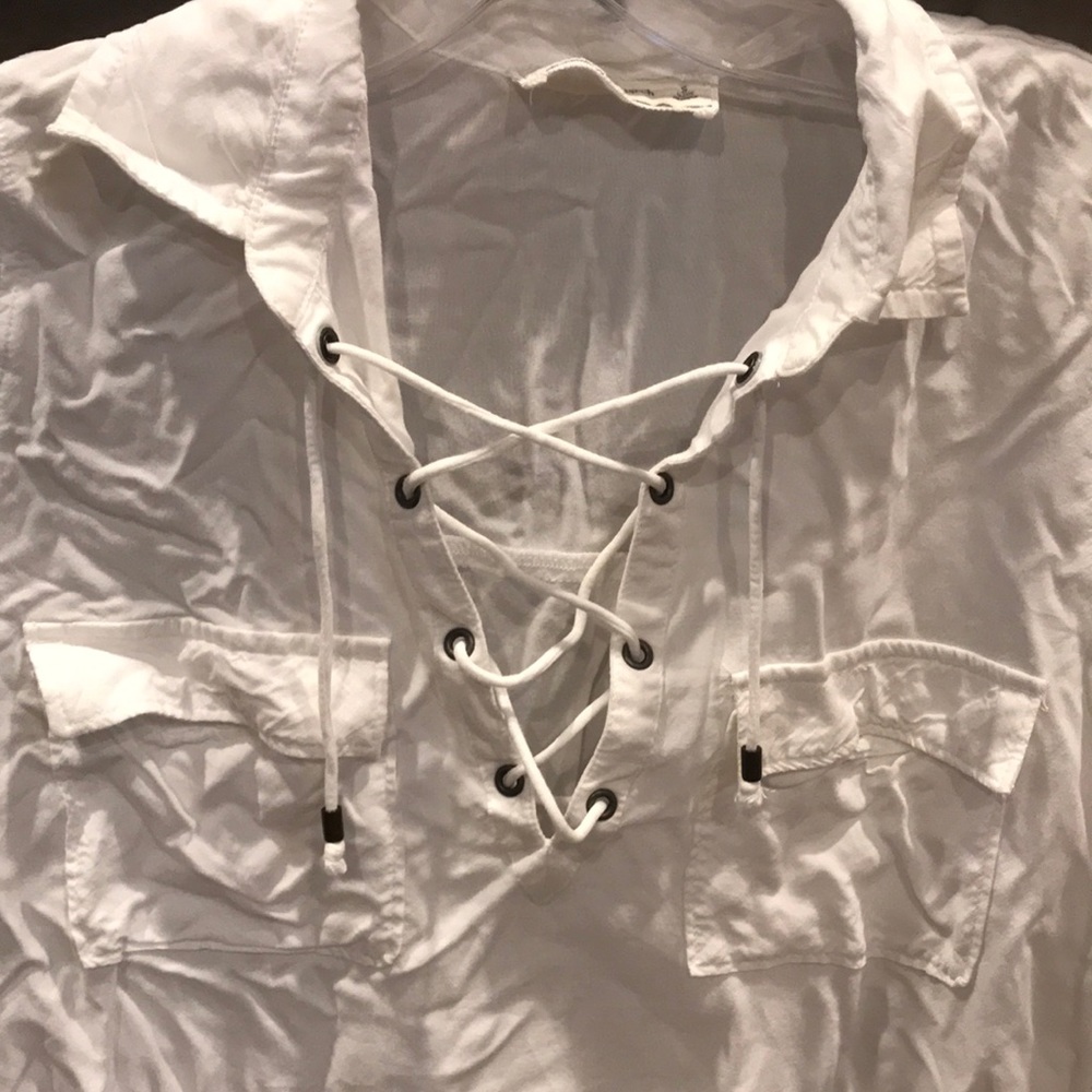 Abercrombie & Fitch white lace up